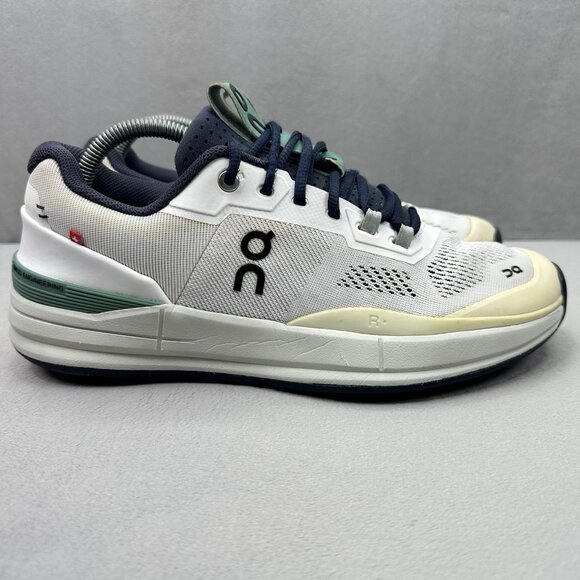 Womens Size 10.5 ON The Roger Pro Undyed | Aloe All Court Tennis Shoes 2024 - Picture 1 of 9